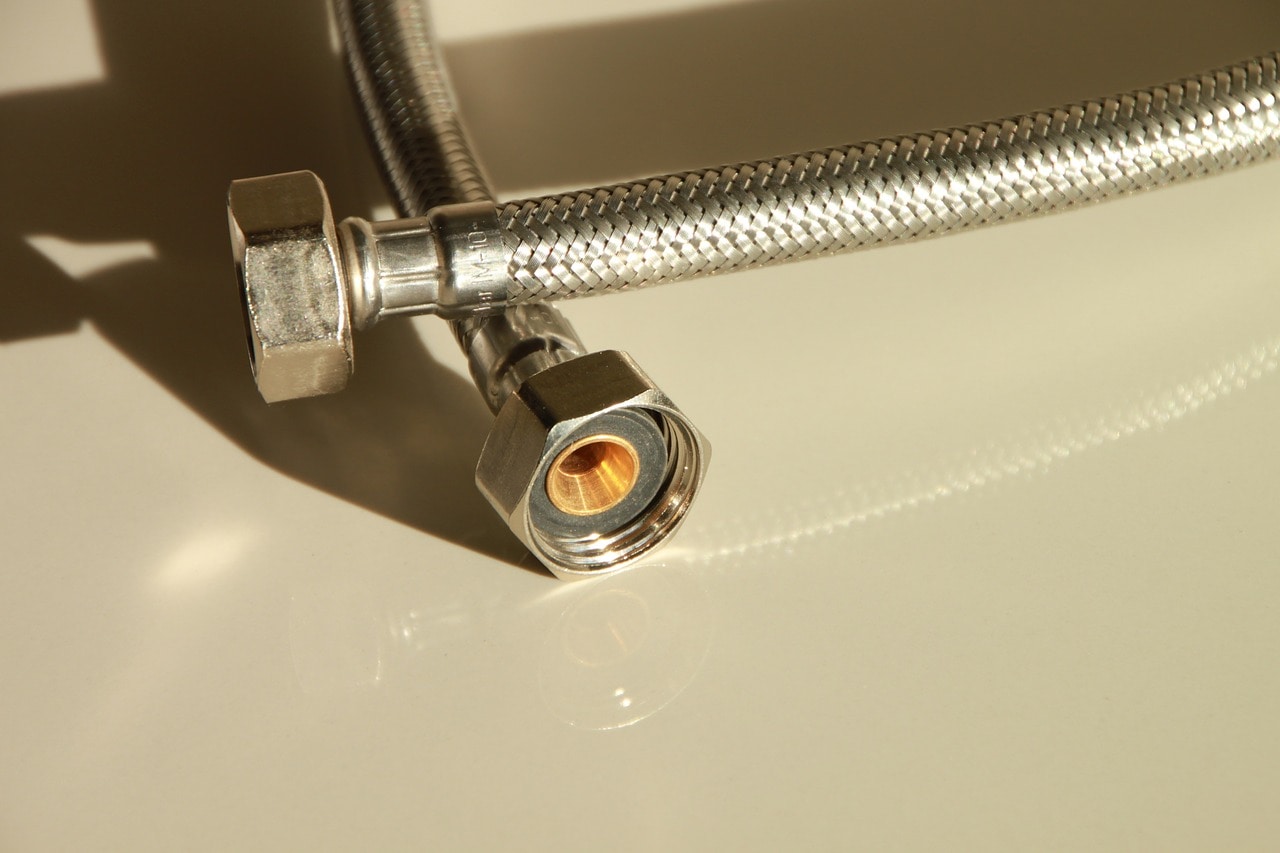 Installing a Flexible Water Connector